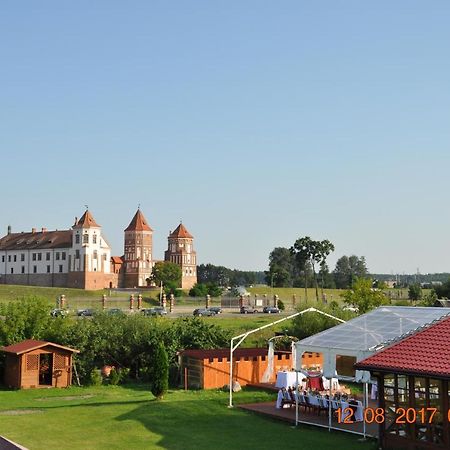 Usadba Zamkovoe Predmestie Hotel Mir Exterior photo